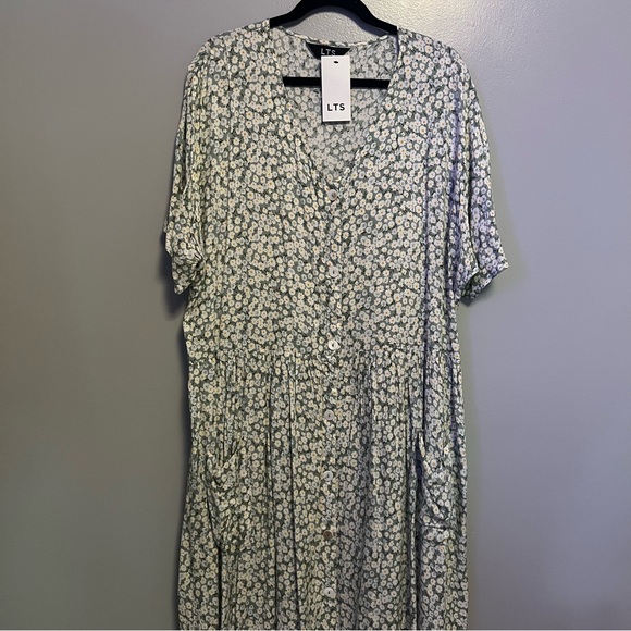 LTS Floral Sun Dress - Picture 5 of 9